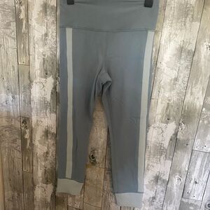 Athleta Elation Rib Trim Seafoam Green leggings M